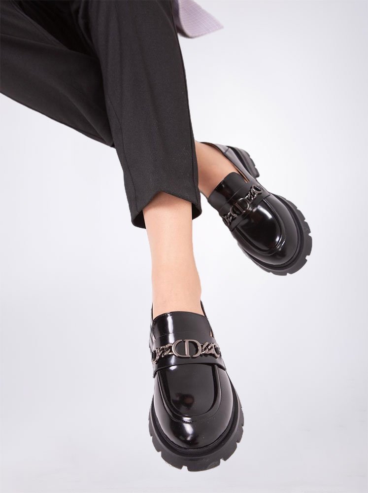 Ladies’ shiny leather shoes